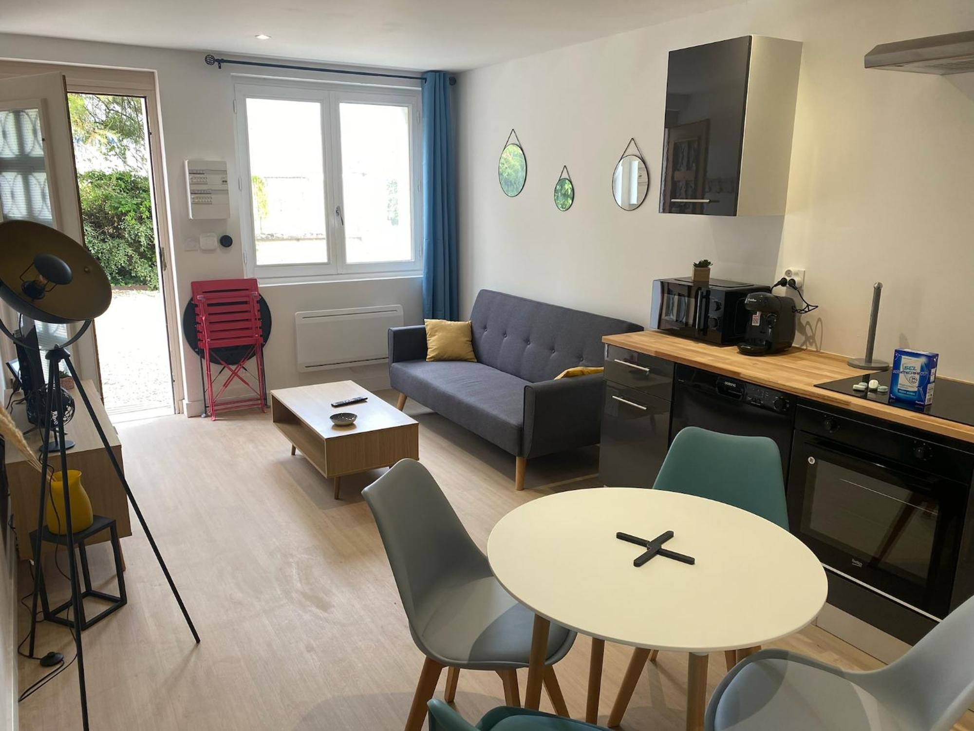 Apartment T2 Fonctionnel & Confortable En Rdc Sur Cour Calme Saint-Florentin (Yonne)